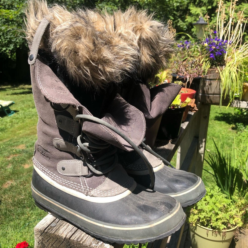 Joan of Arctic Boot